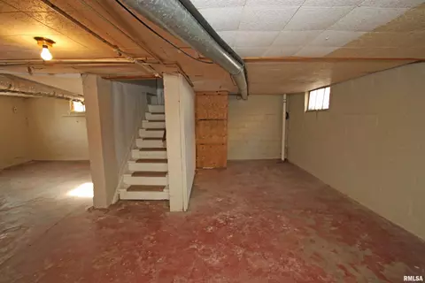 2421 S 6th St, Springfield, IL 62703 photo 17