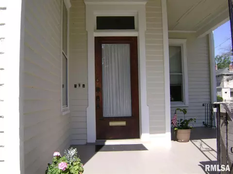 1003 S 8th St, Springfield, IL 62703 photo 4