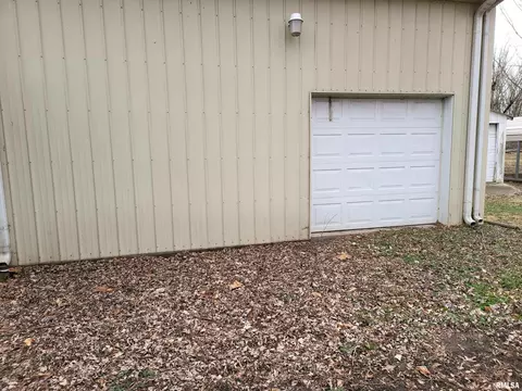 813 Forrest Ave, Springfield, IL 62702 photo 8