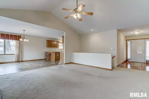 3913 Oakview Dr, Springfield, IL 62712 photo 8