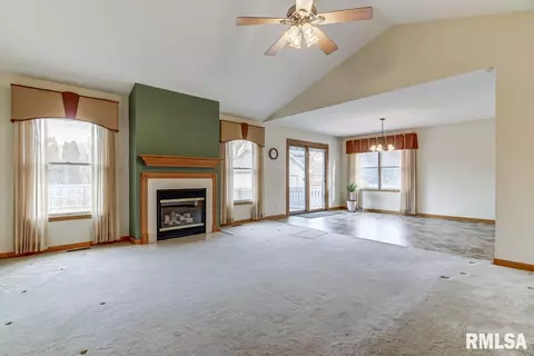 3913 Oakview Dr, Springfield, IL 62712 photo 7