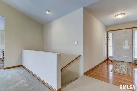 3913 Oakview Dr, Springfield, IL 62712 photo 6
