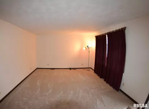 3689 Brickler Rd, Springfield, IL 62707 photo 9
