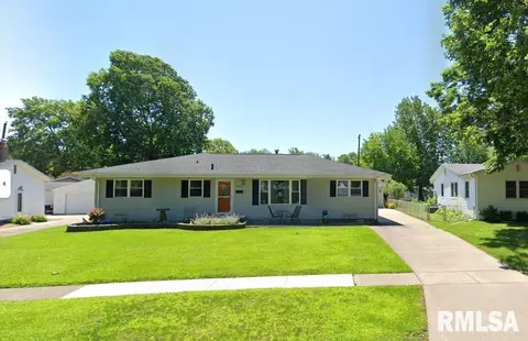 2312 Eastview Dr, Springfield, IL 62702 photo 1