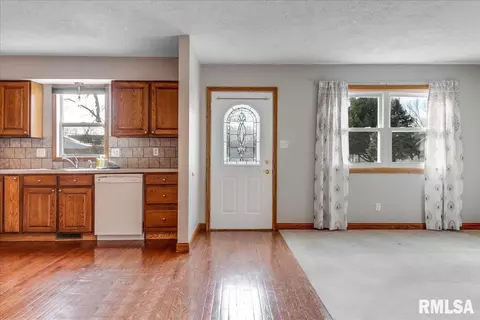 217 Buckhorn Dr, Springfield, IL 62707 photo 6
