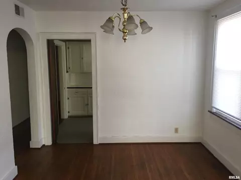 1909 Holmes Ave, Springfield, IL 62704 photo 8
