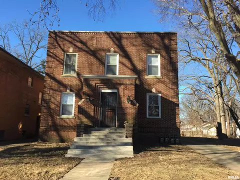 1909 Holmes Ave, Springfield, IL 62704 photo 2