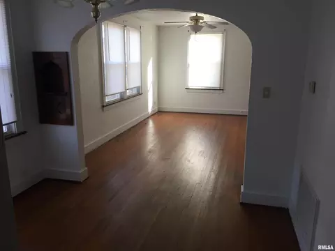 1909 Holmes Ave, Springfield, IL 62704 photo 10