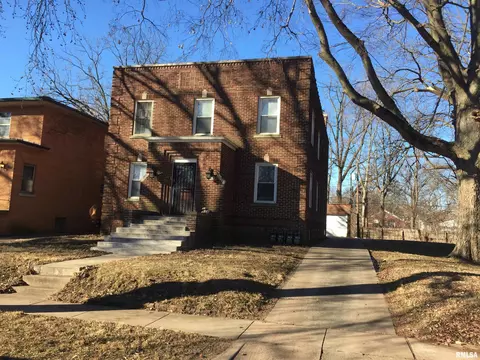 1909 Holmes Ave, Springfield, IL 62704 photo 1
