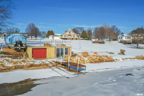 185 Wing Ln, Avon, IL 61415 photo 5