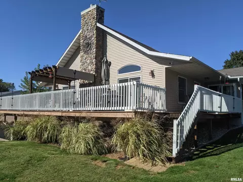 185 Wing Ln, Avon, IL 61415 photo 4