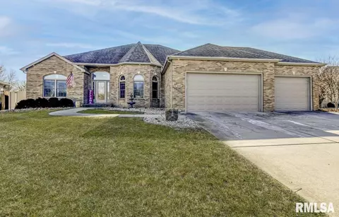1512 Hoechester Rd, Springfield, IL 62712 photo 1