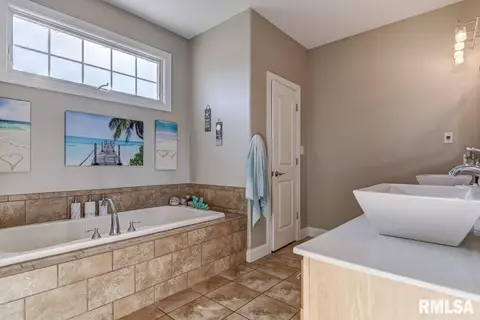 1512 Hoechester Rd, Springfield, IL 62712 photo 19