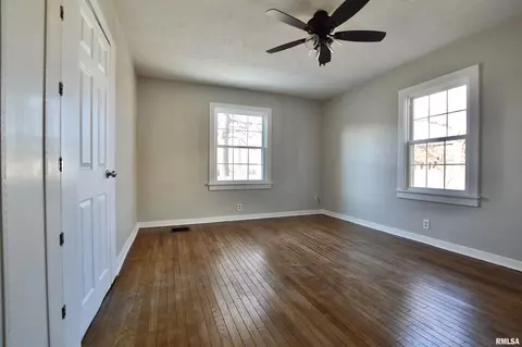 1139 N 1st St, Springfield, IL 62702 photo 23