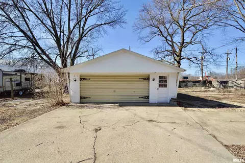 1139 N 1st St, Springfield, IL 62702 photo 30