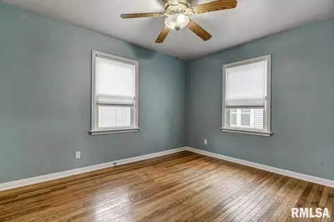 2401 S Walnut St, Springfield, IL 62704 photo 17