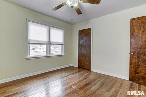 2401 S Walnut St, Springfield, IL 62704 photo 14