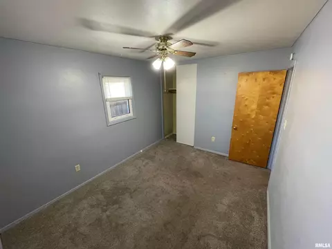 18 Todd Ln, Springfield, IL 62702 photo 9