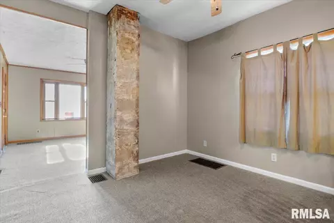 1703 Matheny Ave, Springfield, IL 62702 photo 9