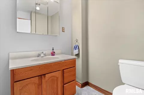1703 Matheny Ave, Springfield, IL 62702 photo 14