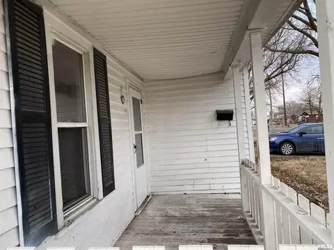1629 S 16th St, Springfield, IL 62704 photo 4