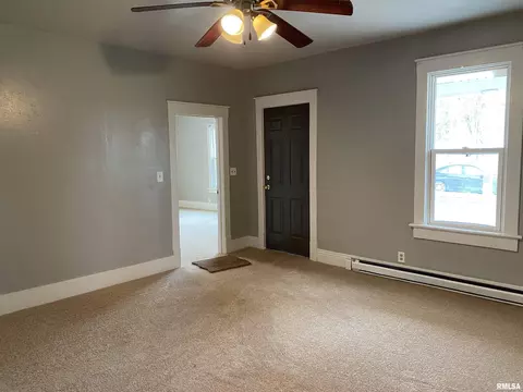 1629 S 16th St, Springfield, IL 62704 photo 5