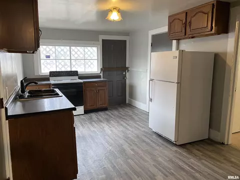 1629 S 16th St, Springfield, IL 62704 photo 10