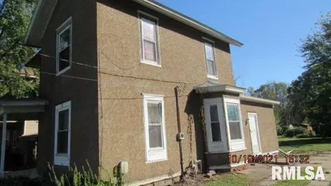809 E 2nd Ave, Monmouth, IL 61462 photo 3