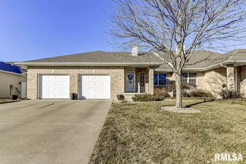 7007 Preston Dr, Springfield, IL 62711 photo 2