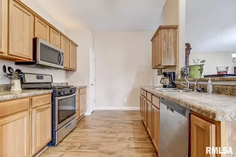 2700 Steiler Pl, Springfield, IL 62703 photo 10