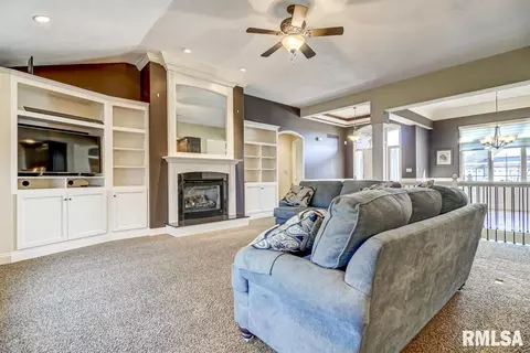 2809 Rutherford Trek, Springfield, IL 62711 photo 5