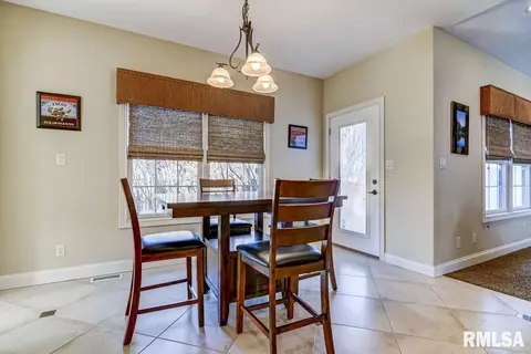 2809 Rutherford Trek, Springfield, IL 62711 photo 9
