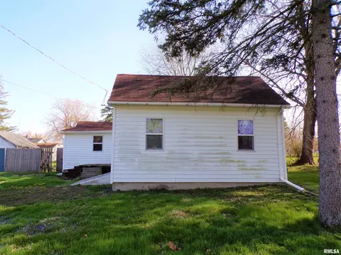 238 E Burch St, Wataga, IL 61488 photo 7