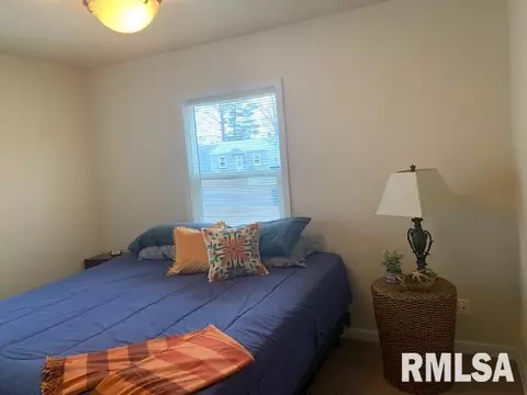 2500 S 4th St, Springfield, IL 62703 photo 9