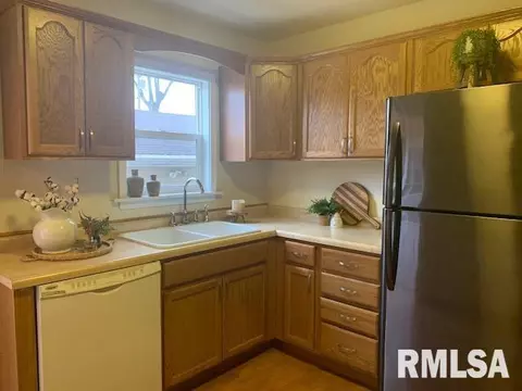 2500 S 4th St, Springfield, IL 62703 photo 6