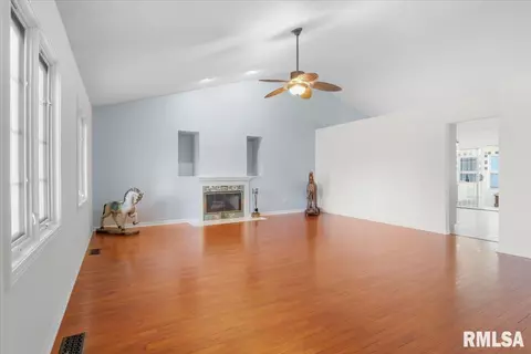3604 Cranston Ct, Springfield, IL 62704 photo 2