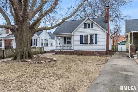 2033 S State St, Springfield, IL 62704 photo 1