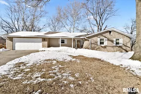 89 Greencastle Cir, Springfield, IL 62712 photo 2