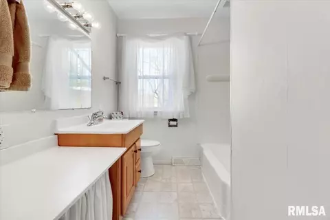 89 Greencastle Cir, Springfield, IL 62712 photo 18