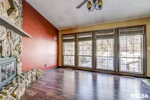 2830 Piper Rd, Springfield, IL 62707 photo 3