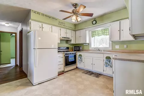 2830 Piper Rd, Springfield, IL 62707 photo 11