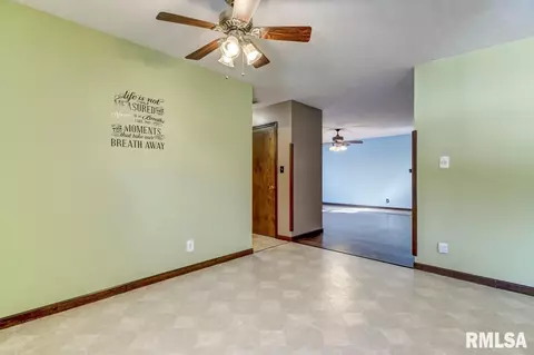 2830 Piper Rd, Springfield, IL 62707 photo 7