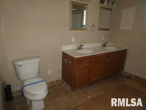 1432 N 11th St, Springfield, IL 62702 photo 15
