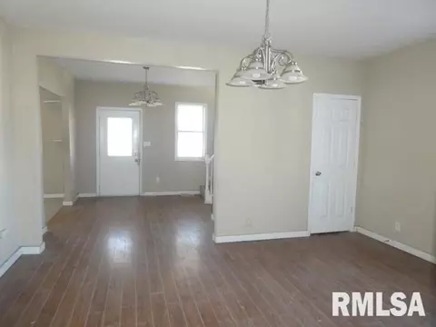 1432 N 11th St, Springfield, IL 62702 photo 7