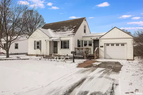12 Harriet Ln, Springfield, IL 62702 photo 2