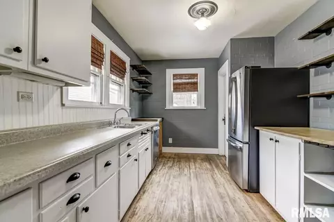 868 S Macarthur Blvd, Springfield, IL 62704 photo 17