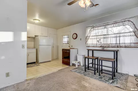 119 Collier Dr, Springfield, IL 62704 photo 9