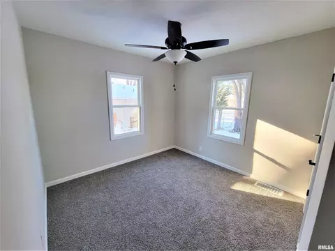33 Hazel Ln, Springfield, IL 62712 photo 12