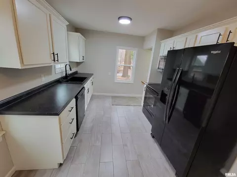 33 Hazel Ln, Springfield, IL 62712 photo 6