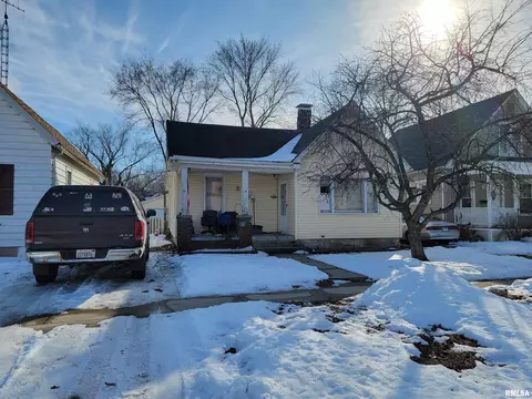 432 W Chenery St, Springfield, IL 62704 photo 1